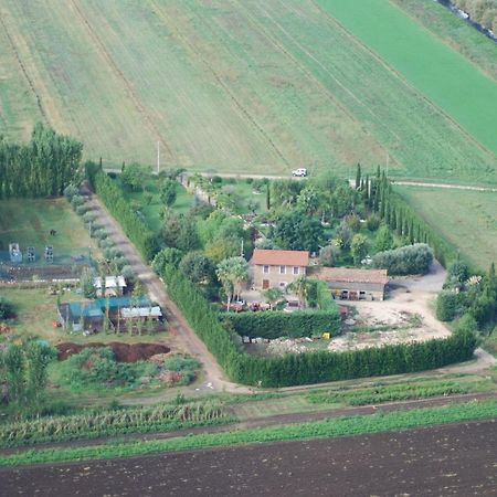 Вілла Tenuta Le Pantanelle Sezze Екстер'єр фото